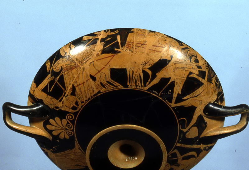 Contesa per il tripode di Delfi tra Eracle e Apollo con Iolao su carro e al cospetto di Atena (lato B).